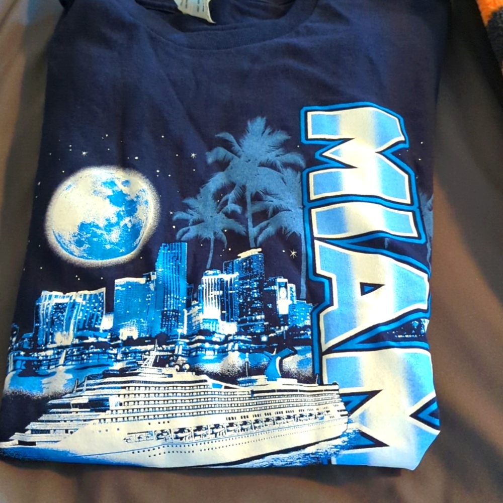 Carnival MIAMI XL. Navy Blue. T Shirt. NWT Sale LOWEST PRICE OF SEASON.  SALE